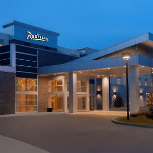 Radisson & Conference Centre Airport 4*, YYC Kanada