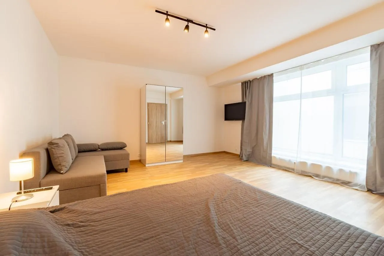 Brand New Two Room Apartment #26 With Free Secure Parking Close To Center 布拉格