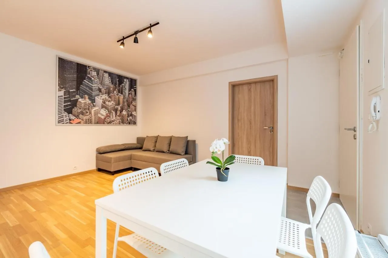 Brand New Two Room Apartment #26 With Free Secure Parking Close To Center Prag